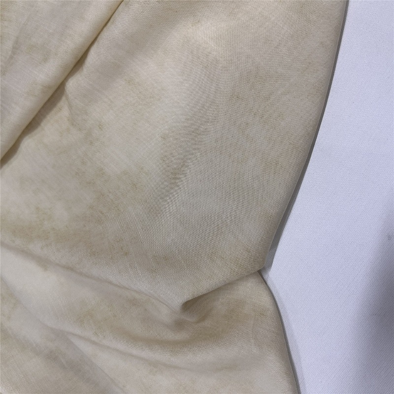 Jasnożółta, delikatna, kwiatow – Soft Summer Yellow Clothing recenzja i cena